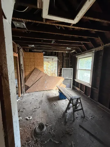 $30,000 | 713 Maryland Street, Gary, IN 46402