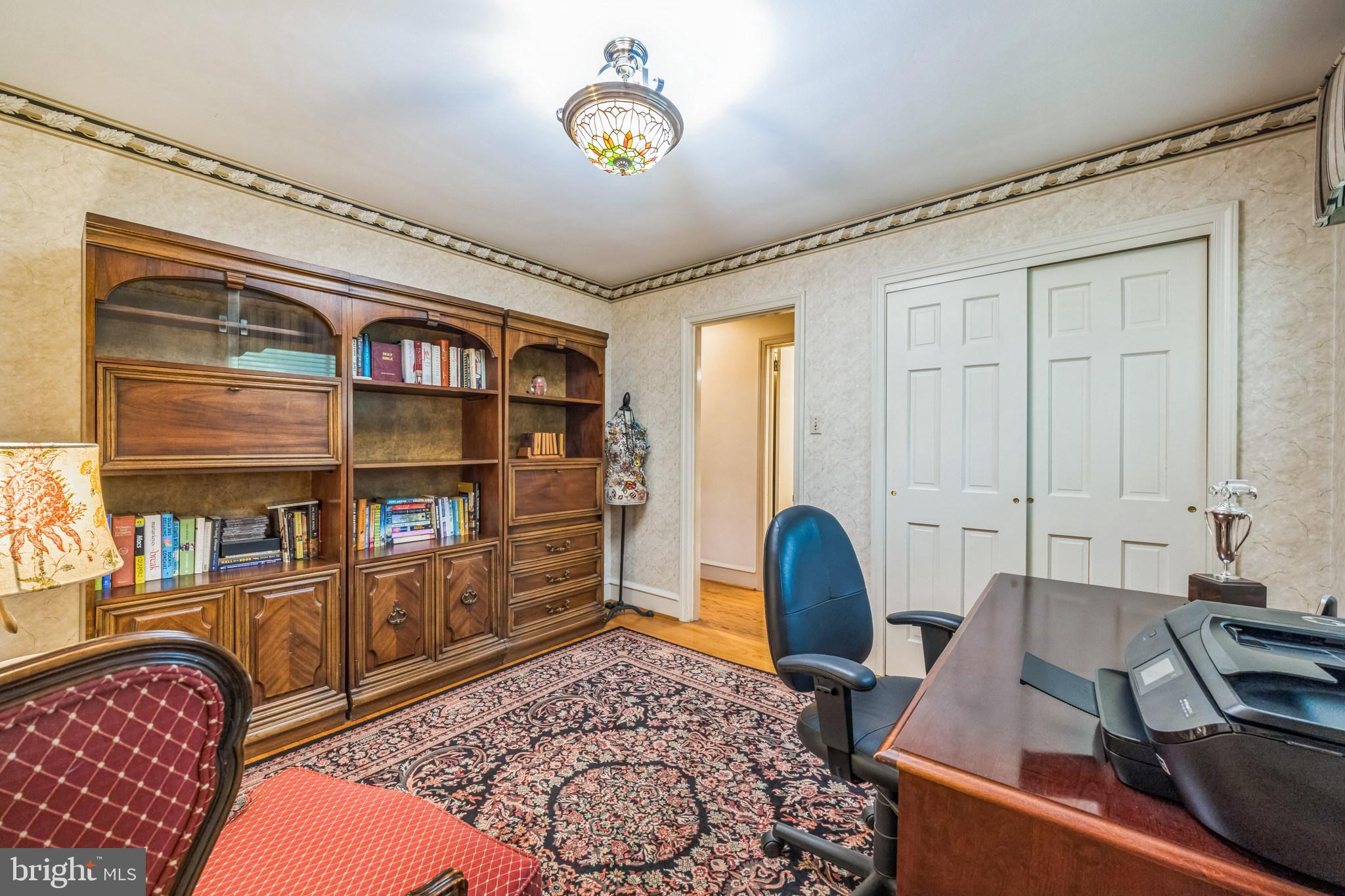 840 Hopkins Road Audubon, NJ 08106 - Photo 23 of 48 en/Library View 2
