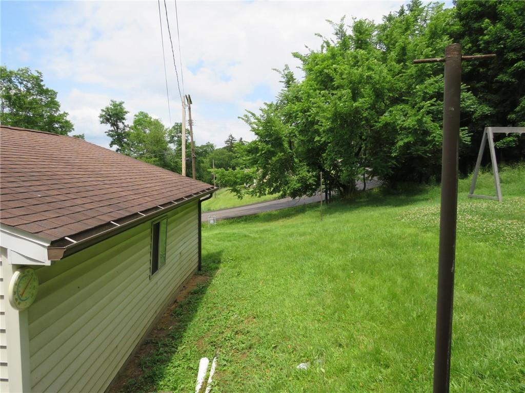 127 Maple Street Rochester, PA 15074 - Photo 32 of 39
