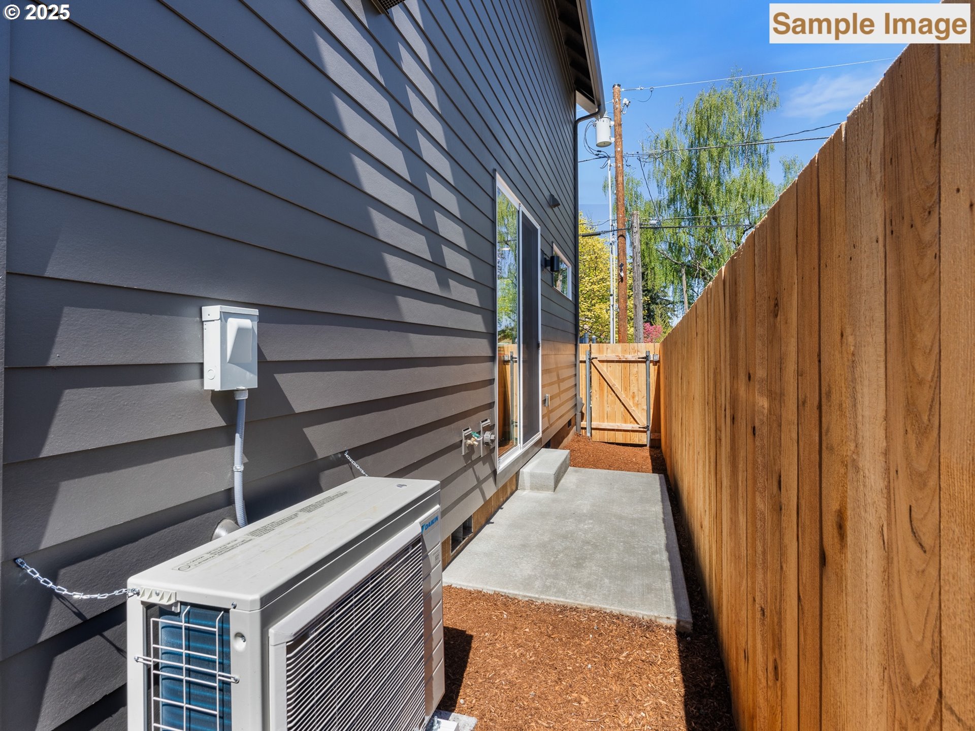6012 Northeast Mason Street, Unit 8 Portland, OR 97218 - Photo 21 of 21