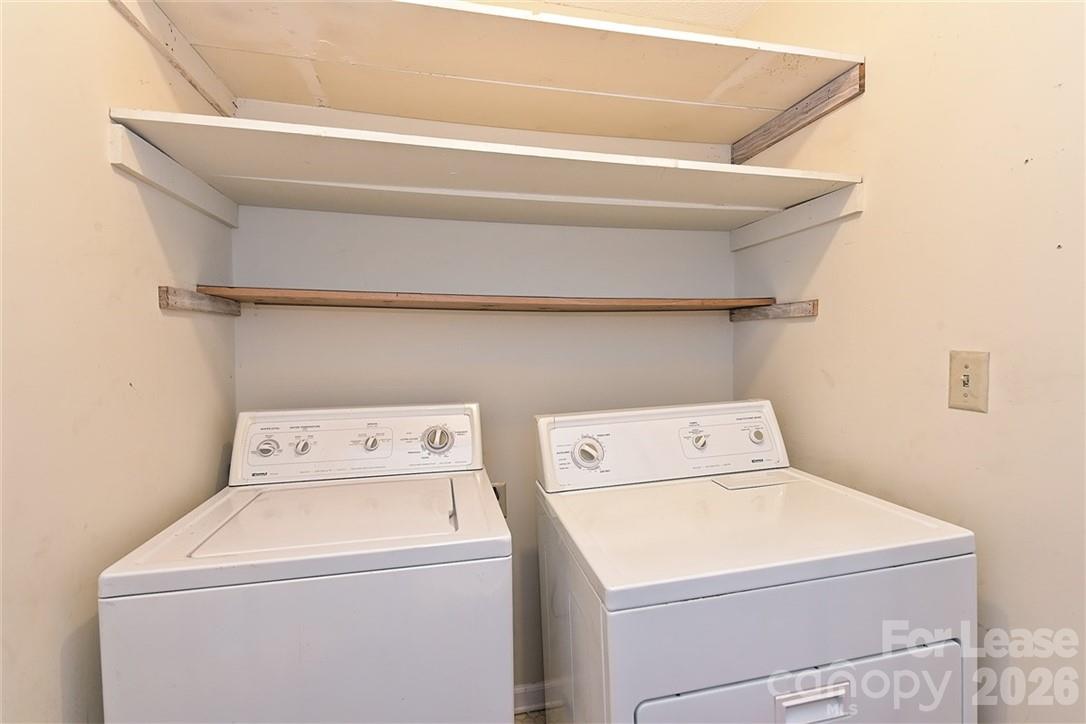 1016 Queens Road, Unit C Charlotte, NC 28207 - Photo 21 of 31 Gallery Image 21