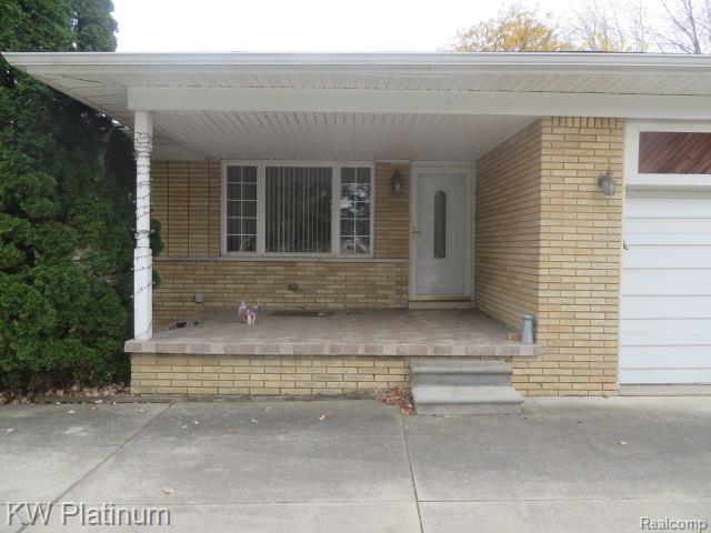 49400 Callens Road Chesterfield, MI 48047 - Photo 9 of 38
