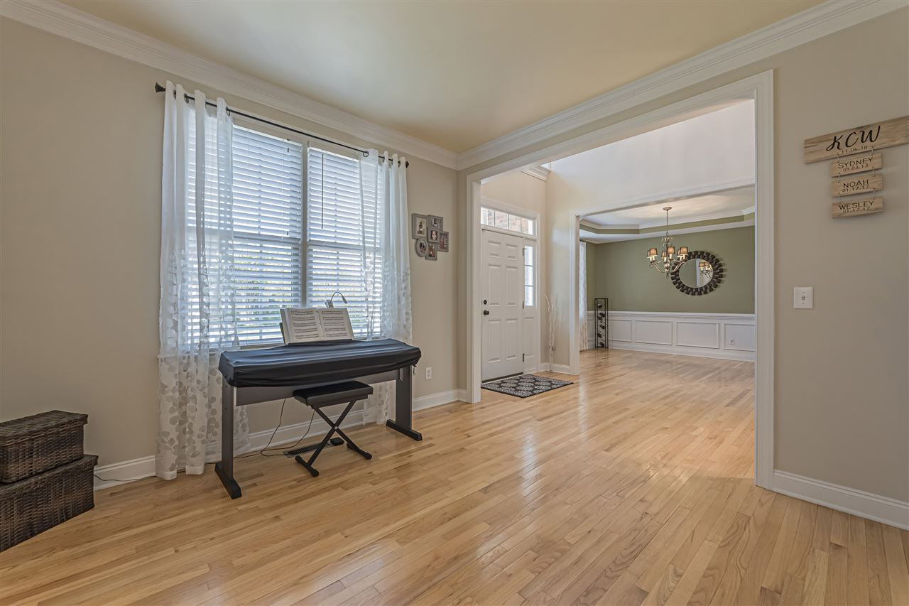 2949 London Bell Drive Raleigh, NC 27614 - Photo 7 of 29 Living Room