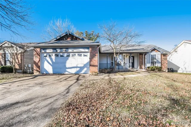 $275,000 | 628 Bugle Run Drive, Florissant, MO 63034