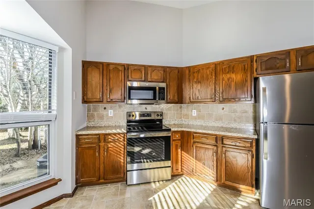 $275,000 | 628 Bugle Run Drive, Florissant, MO 63034