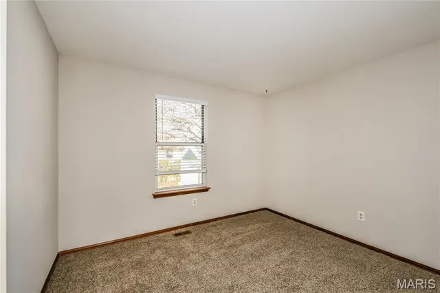 $275,000 | 628 Bugle Run Drive, Florissant, MO 63034