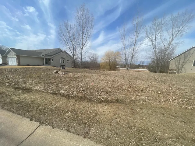 $147,000 | 7175 Sterling Drive, Greenfield, MN 55373