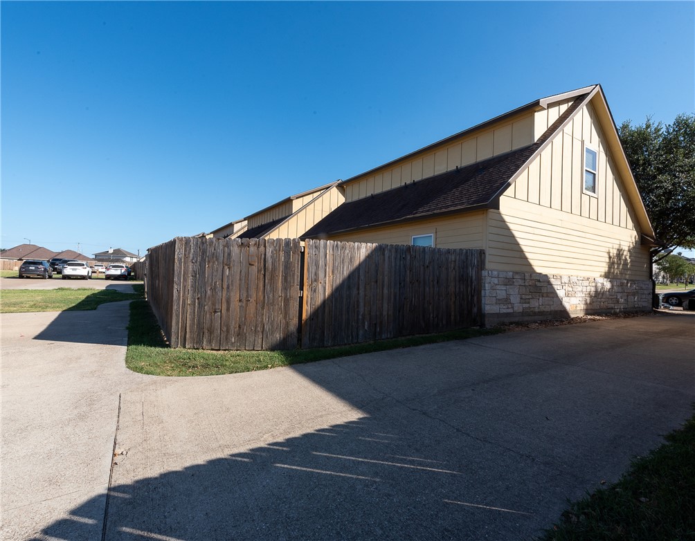 3361 Keefer Loop College Station, TX 77845 - Photo 27 of 31