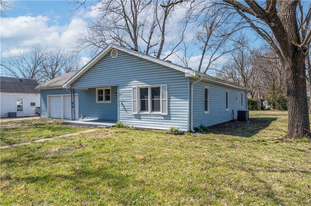 304 Chestnut Street La Monte, MO 65337 - Photo 44 of 64