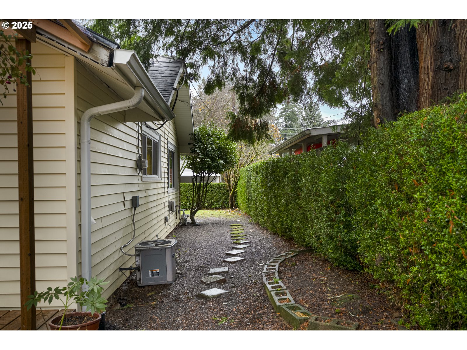 6125 Southeast 138th Place Portland, OR 97236 - Photo 30 of 32 a view of a backyard with a tree