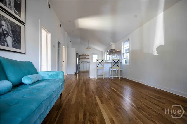 $2,200 | 731 East 34th Street, Savannah, GA 31401