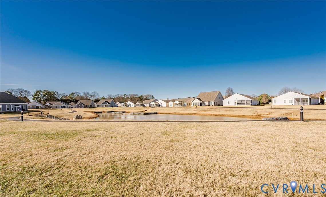 7622 Settlers Ridge Court Henrico, VA 23231 - Photo 36 of 43 a view of a fireplace with an ocean view