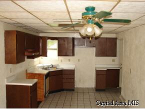 3027 South 13th Street Springfield, IL 62703 - Photo 3 of 9
