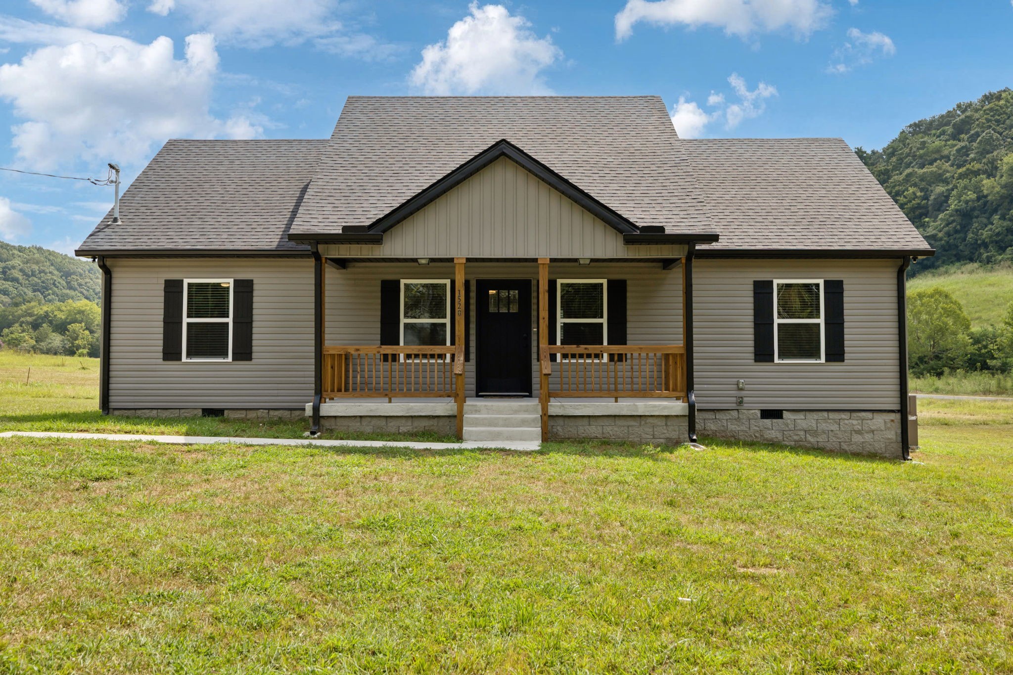 1520 Simmons Ridge Road Cornersville, TN 37047 - Photo 5 of 41 Gallery Image 5