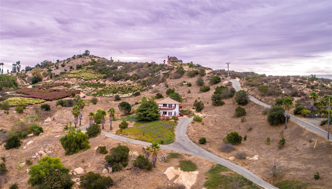 30077 Ridge Creek Road Valley Center, CA 92082 - Photo 23 of 25