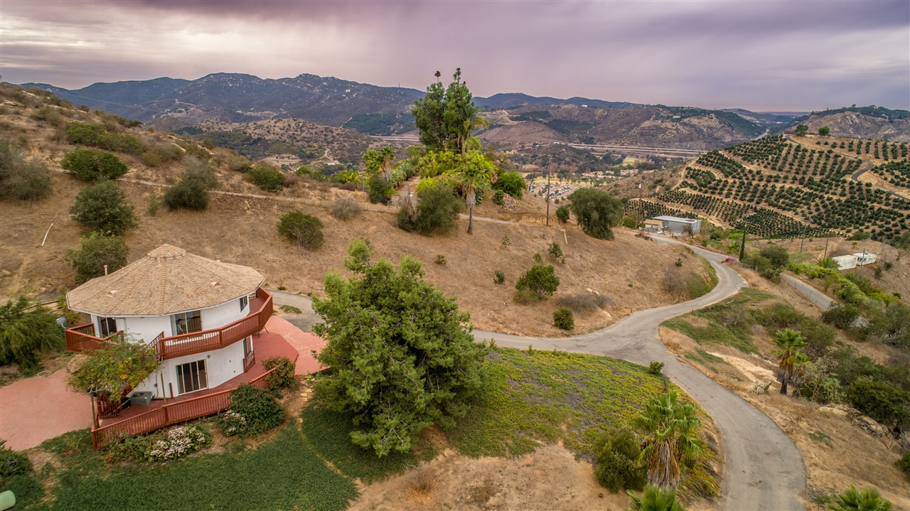 30077 Ridge Creek Road Valley Center, CA 92082 - Photo 24 of 25