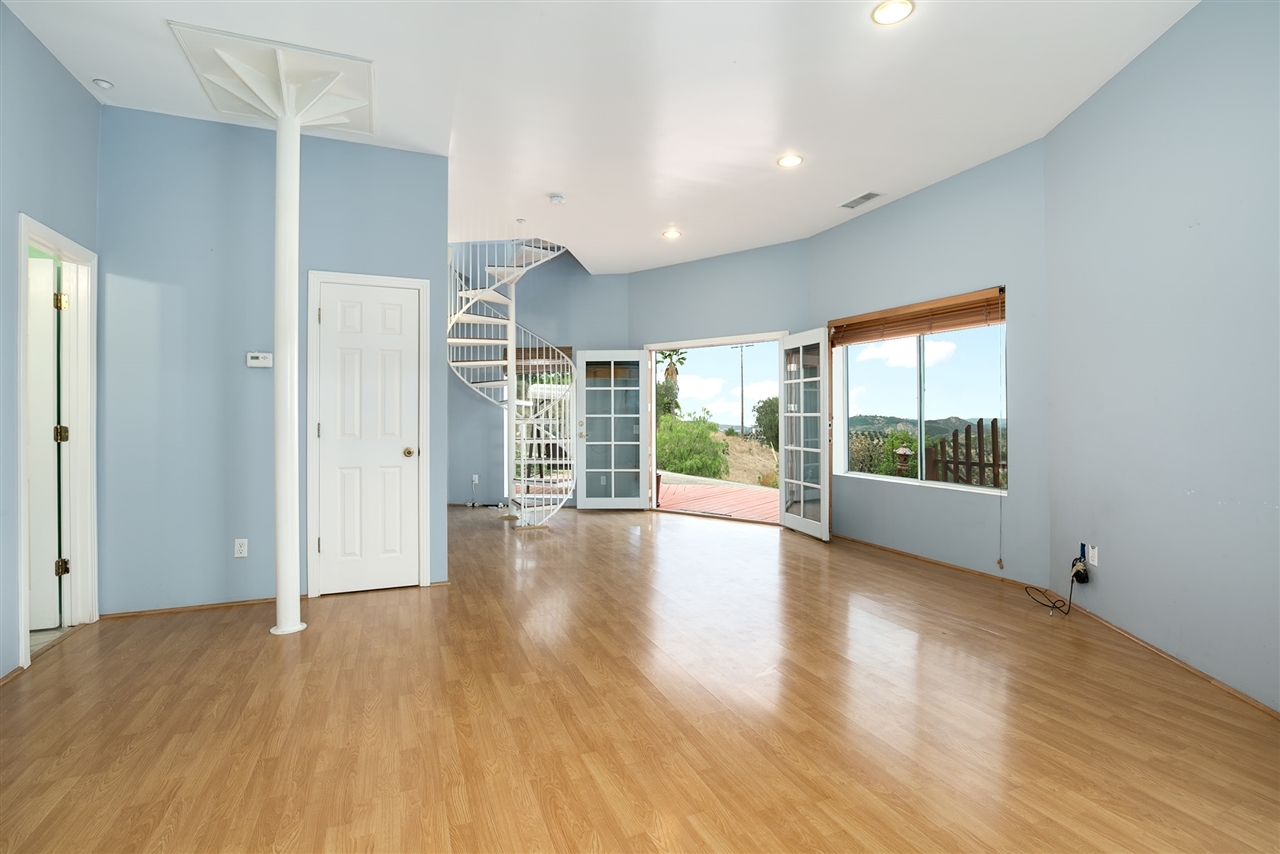 30077 Ridge Creek Road Valley Center, CA 92082 - Photo 6 of 25