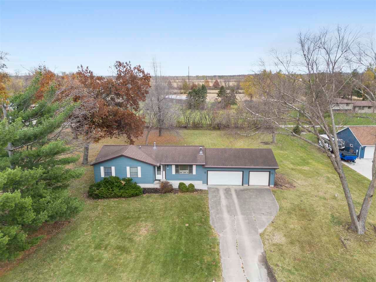 460 Beverly Street Robins, IA 52328 - Photo 3 of 47 Gallery Image 3
