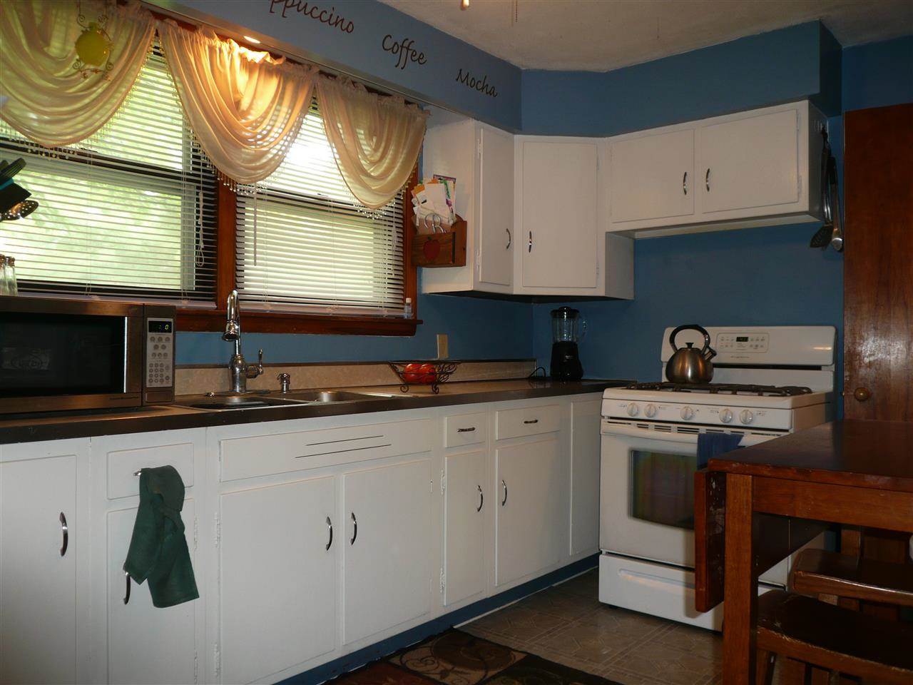 3795 Mill Road Cherry Valley, IL 61016 - Photo 6 of 12 Gallery Image 6