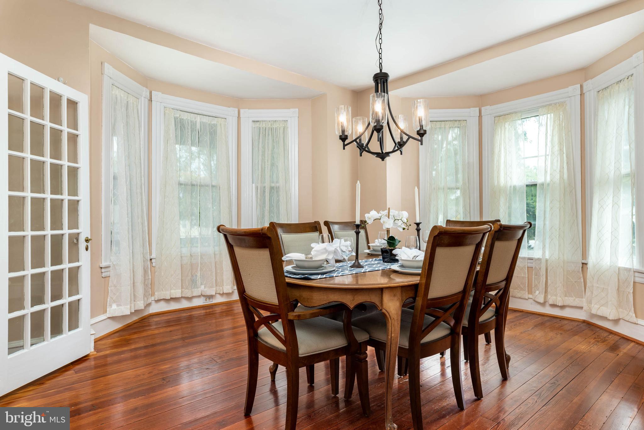 231 Sylvan Avenue Rutledge, PA 19070 - Photo 3 of 34 Dining Room
