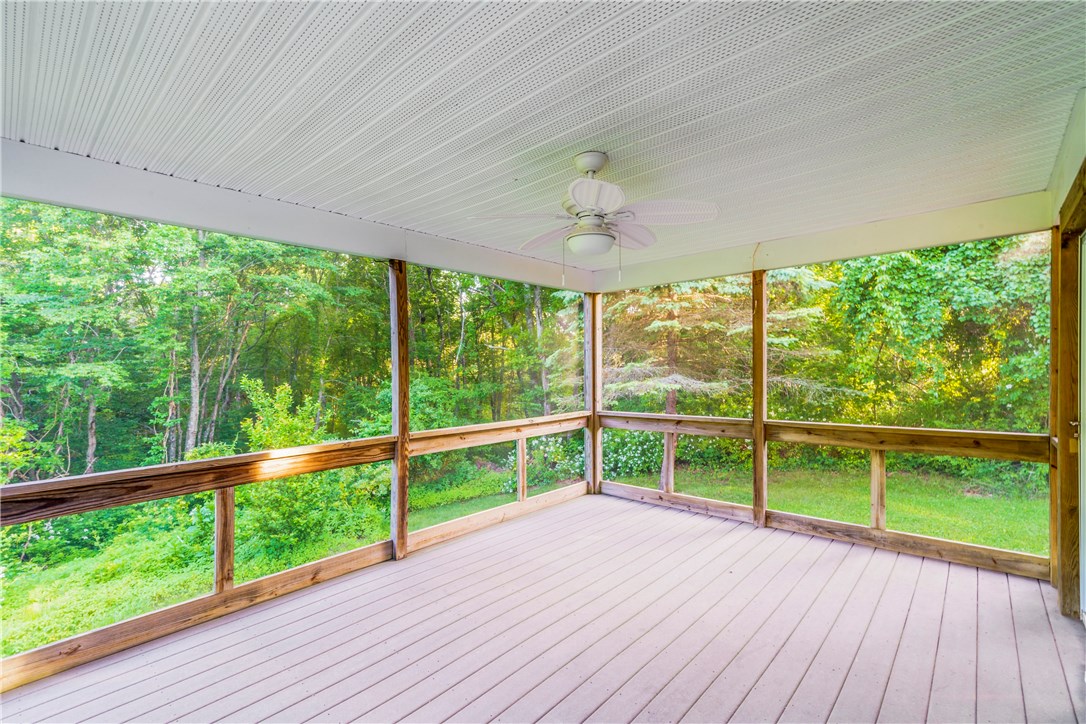 29 Robin Way Westerly, RI 02891 - Photo 18 of 40