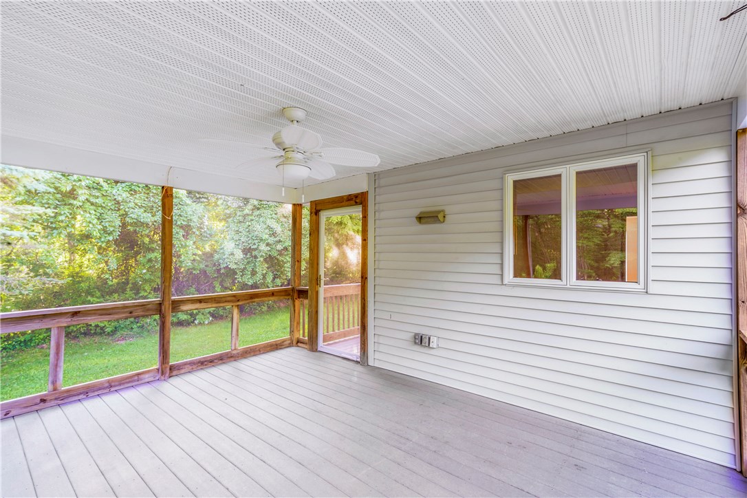 29 Robin Way Westerly, RI 02891 - Photo 19 of 40