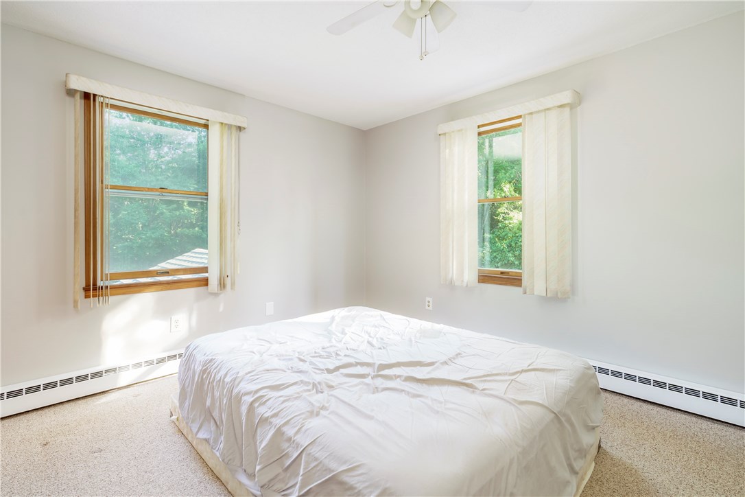 29 Robin Way Westerly, RI 02891 - Photo 24 of 40