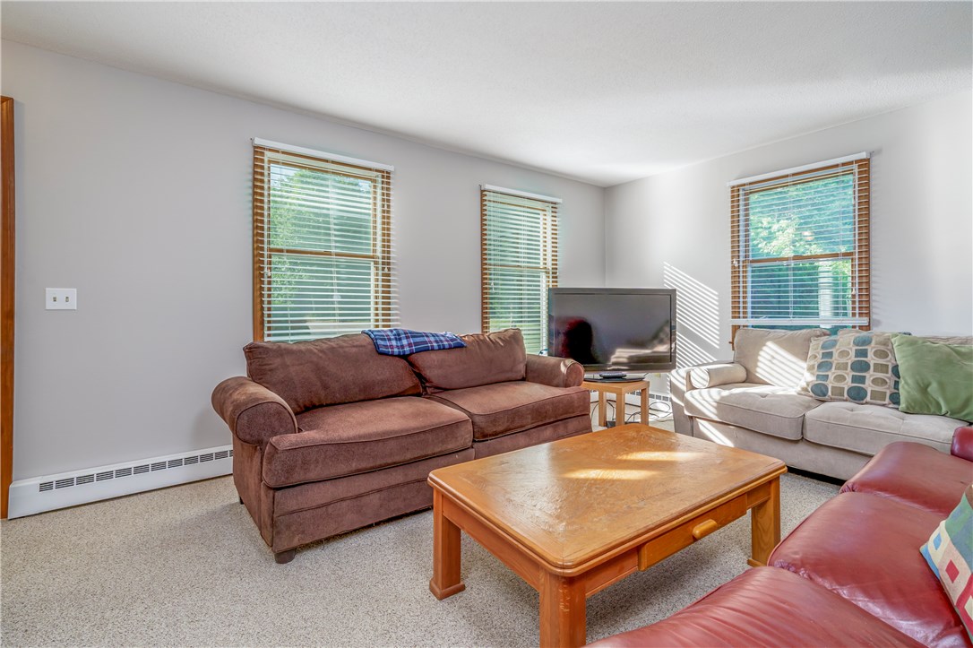 29 Robin Way Westerly, RI 02891 - Photo 8 of 40