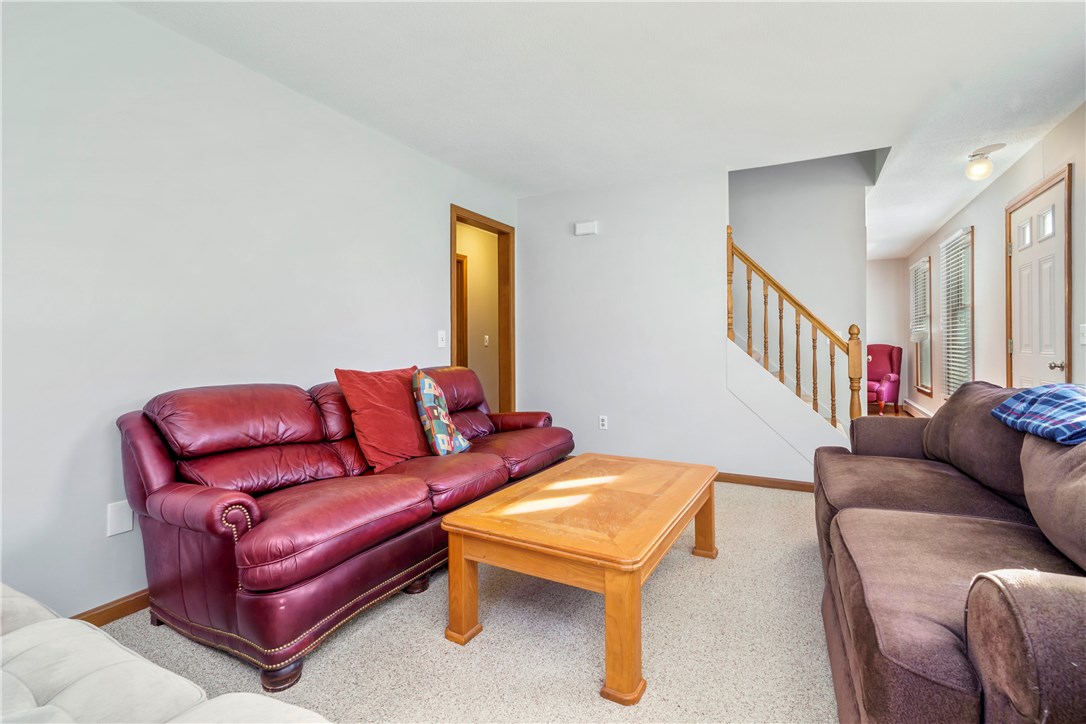 29 Robin Way Westerly, RI 02891 - Photo 9 of 40