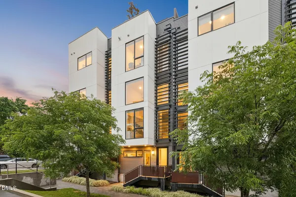 $579,000 | 512 Gordon Street, Unit 802, Durham, NC 27701