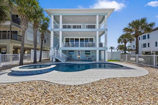 $7,800,000 | 2 Gulf Boulevard, Indian Rocks Beach, FL 33785