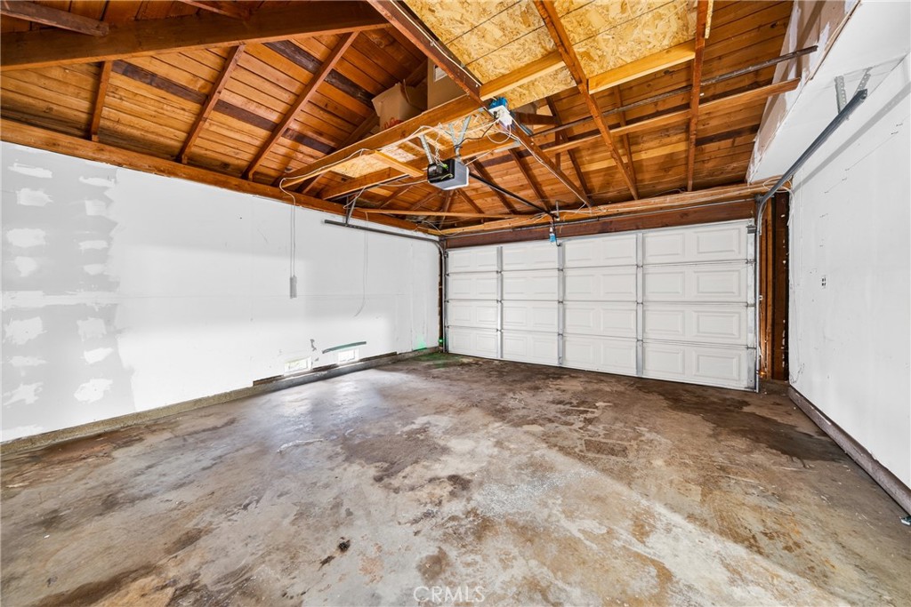 24867 Bower Street Moreno Valley, CA 92553 - Photo 16 of 46 a view of a garage