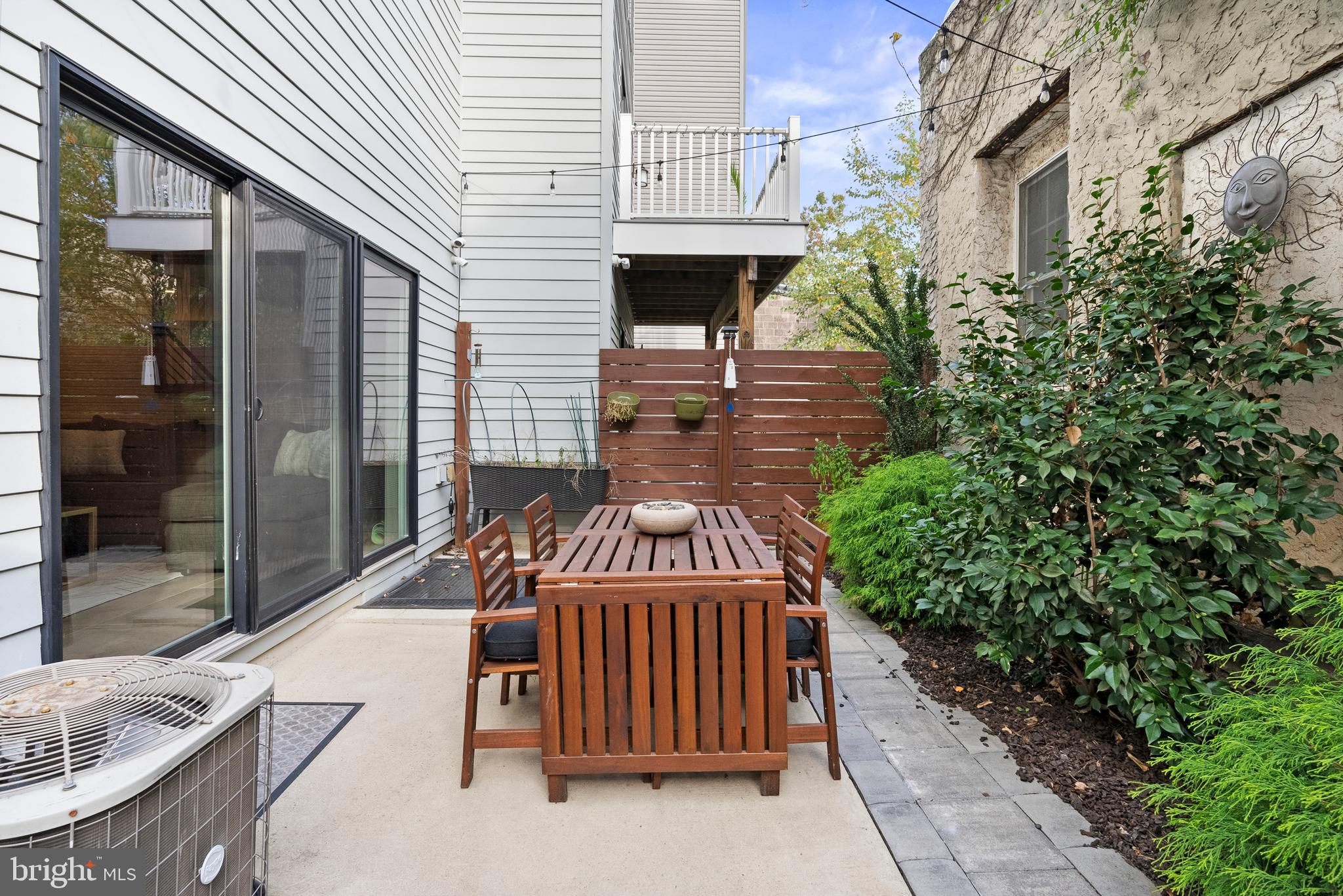 1119 East Oxford Street Philadelphia, PA 19125 - Photo 15 of 53 Outdoor patio--Summer BBQ's