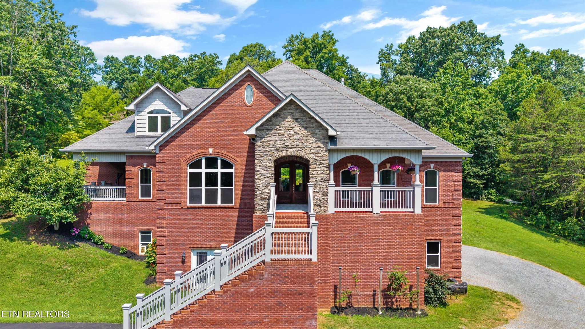 33 Riverside Drive Oak Ridge, TN 37830 - Photo 1 of 56 Gallery Image 1