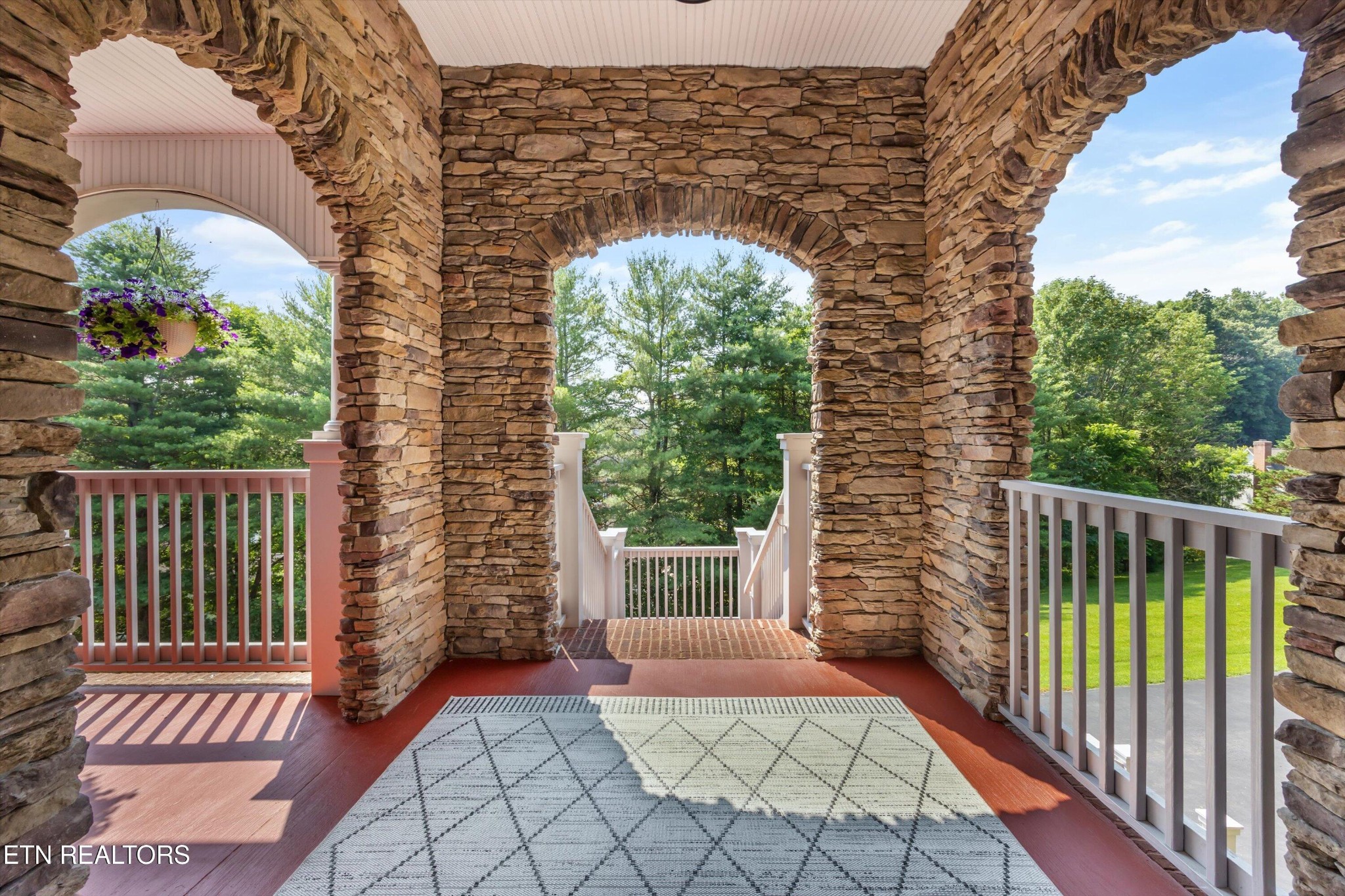 33 Riverside Drive Oak Ridge, TN 37830 - Photo 4 of 56 Gallery Image 4