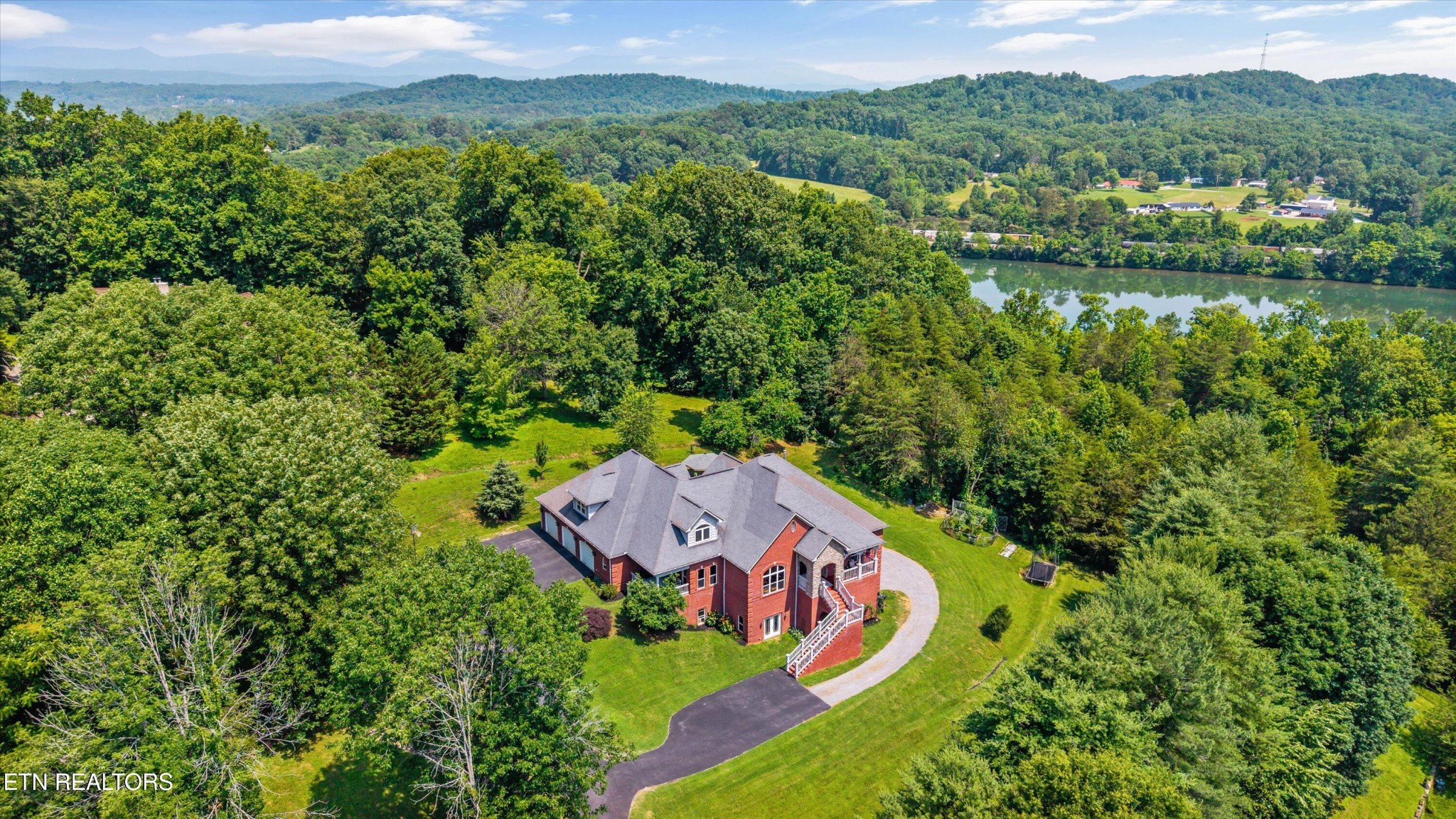 33 Riverside Drive Oak Ridge, TN 37830 - Photo 49 of 56 Gallery Image 49