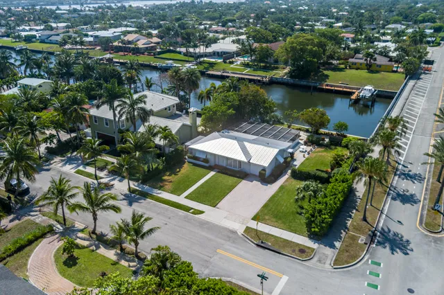 $4,500 | 250 Arlington Road, West Palm Beach, FL 33405