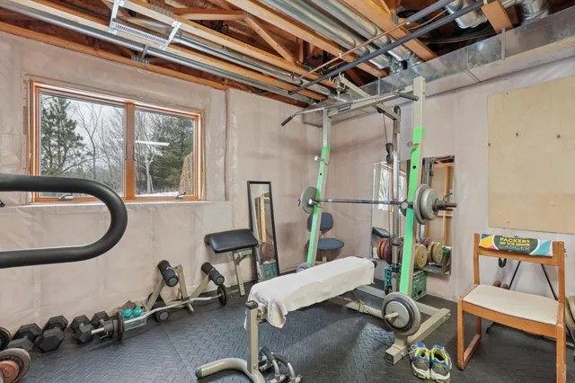 $750,000 | W11213 840th Avenue, River Falls, WI 54022