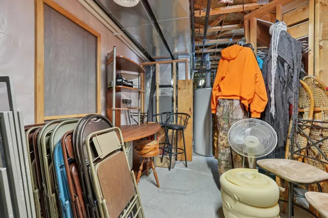 $750,000 | W11213 840th Avenue, River Falls, WI 54022