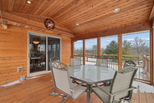 $750,000 | W11213 840th Avenue, River Falls, WI 54022