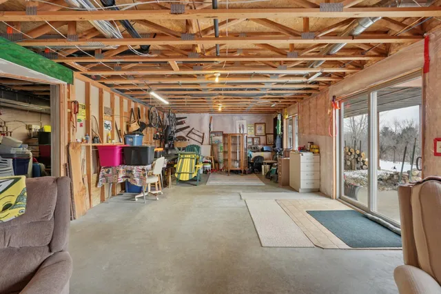 $750,000 | W11213 840th Avenue, River Falls, WI 54022