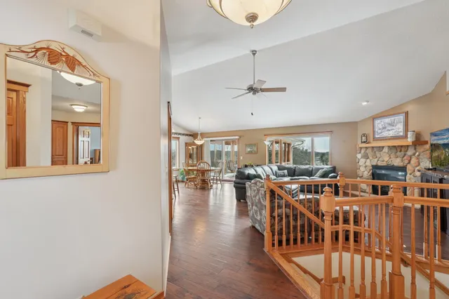 $750,000 | W11213 840th Avenue, River Falls, WI 54022