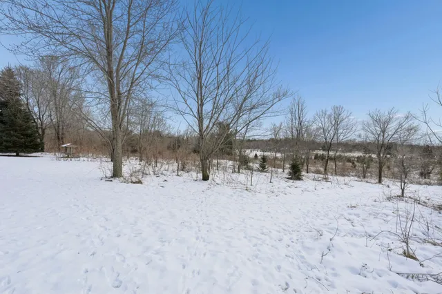 $750,000 | W11213 840th Avenue, River Falls, WI 54022