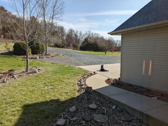 $750,000 | W11213 840th Avenue, River Falls, WI 54022