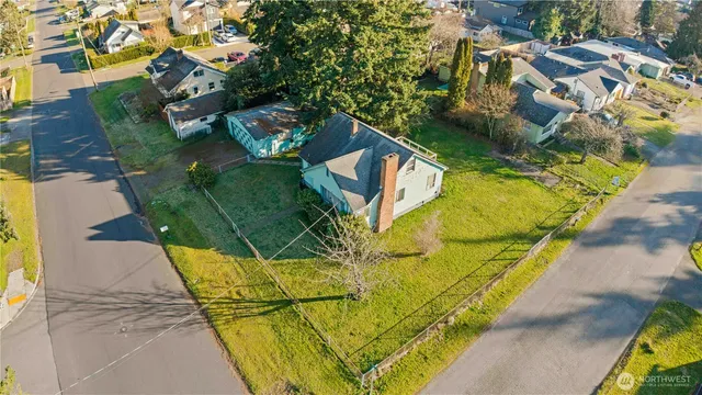 $350,000 | 612 South 76th Street, Tacoma, WA 98408