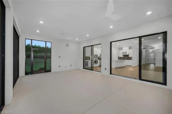 $949,500 | 15107 Pescara Street, Naples, FL 34114