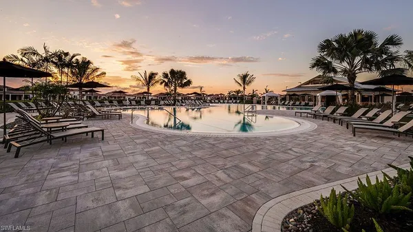 $949,500 | 15107 Pescara Street, Naples, FL 34114