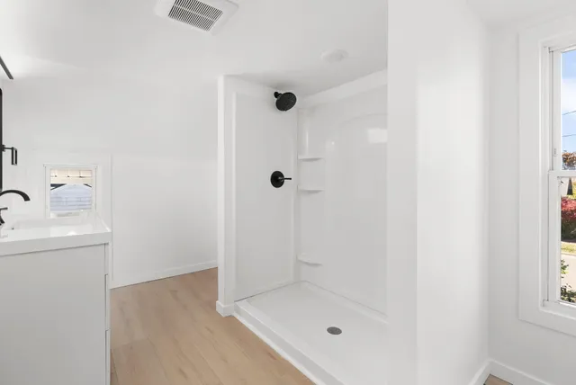 $209,900 | 1424 St Lawrence Avenue, Beloit, WI 53511