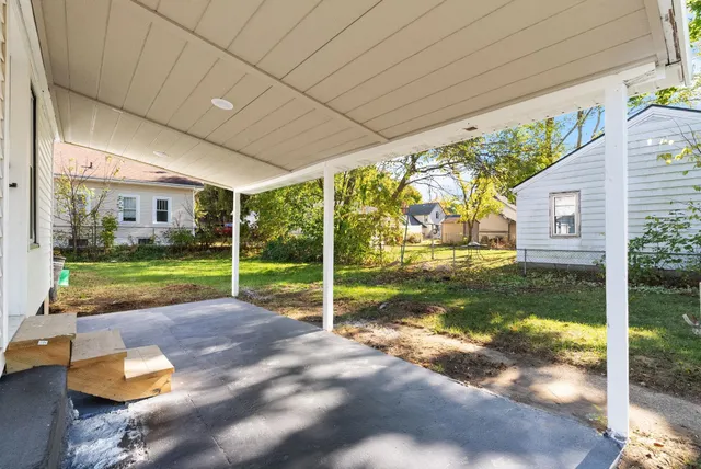 $209,900 | 1424 St Lawrence Avenue, Beloit, WI 53511