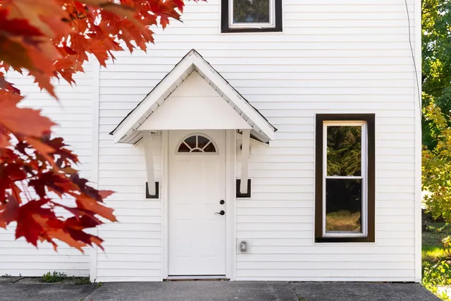 $209,900 | 1424 St Lawrence Avenue, Beloit, WI 53511